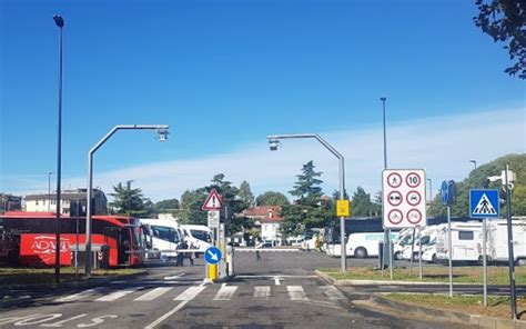 parcheggio prato della valle rabin.